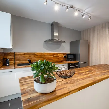 Apartamento News ! Loft Movie Station Champagne Reims Exterior foto